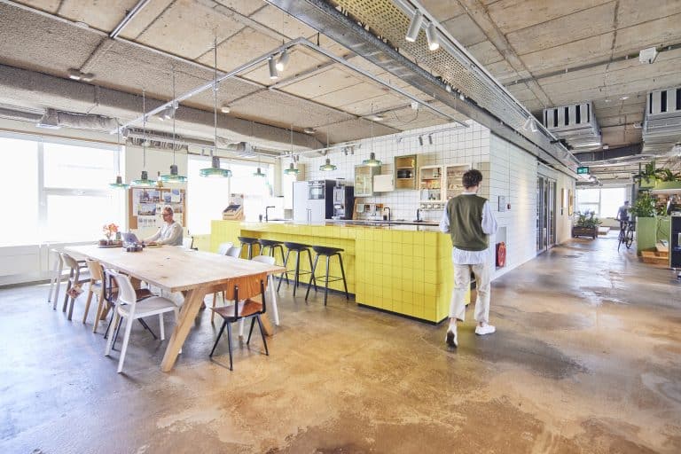 Studio OAK: Interieurconcepten voor zakelijke doeleinden